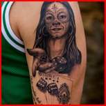 11.Zoe Saldana  catrina lanzando los dados..jpg