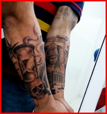 Atenea grecia calavera reloj de arena.jpg